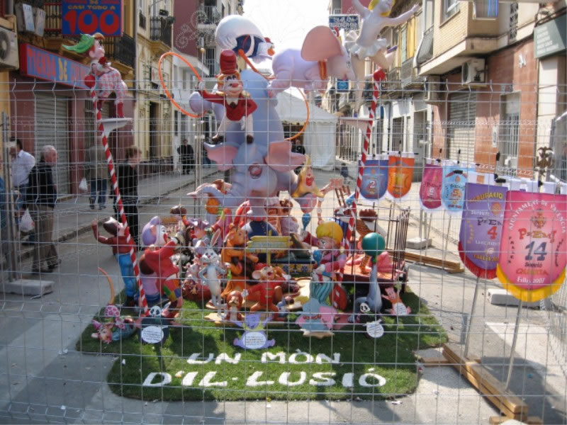 Totfalles: Justo Vilar-Plaza Mercado del Cabanyal