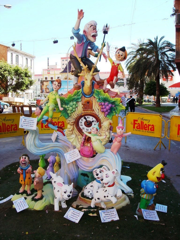 Totfalles: Manuel Arnau-Cruz Cubierta