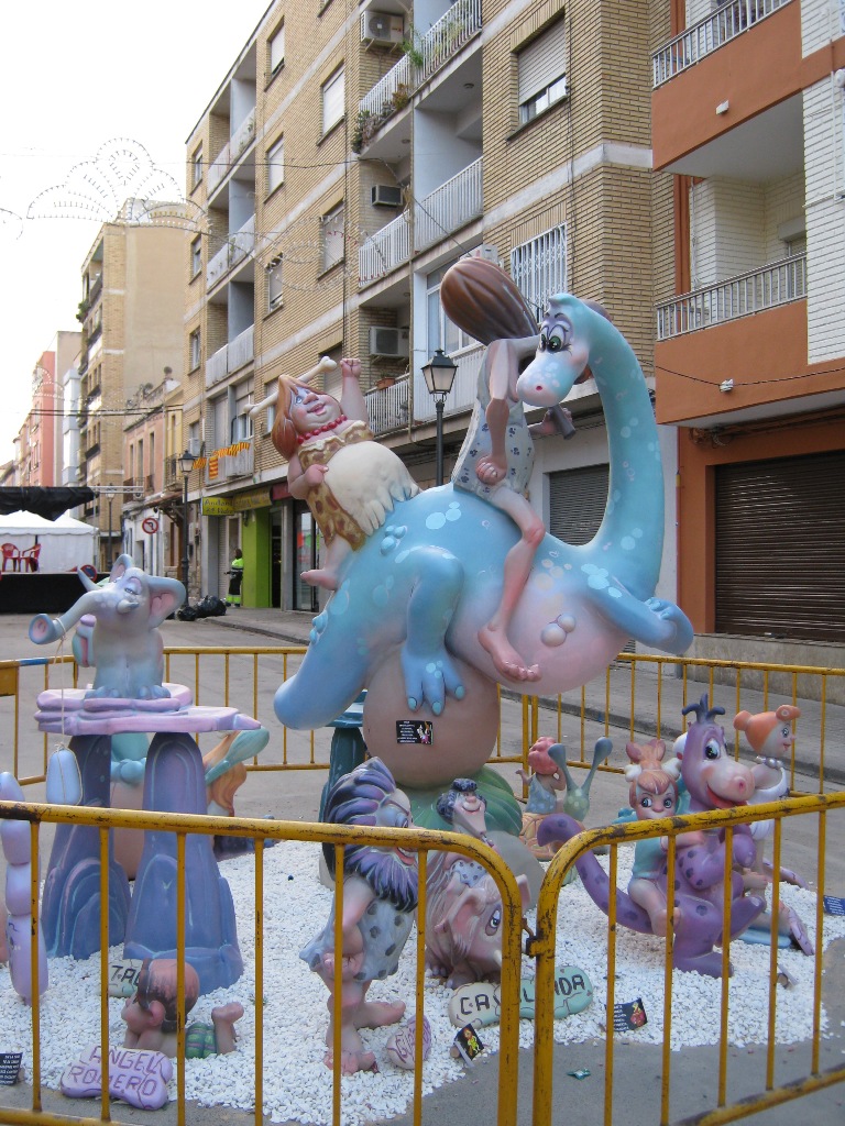 Totfalles: Plaza de Luís Cano 