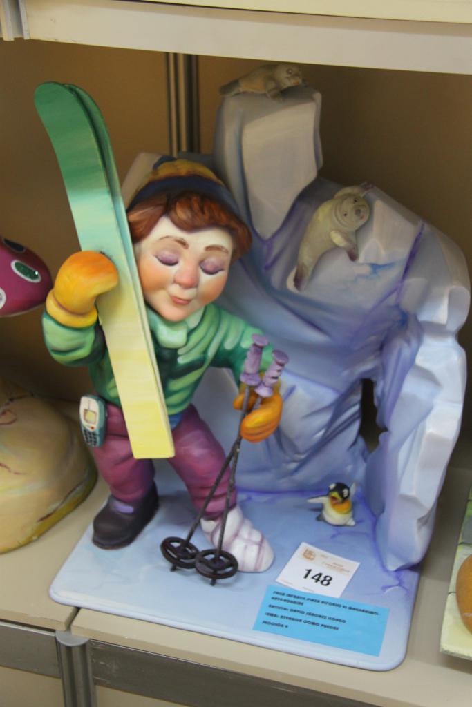 Totfalles: Pl. Alfonso el Magnánimo-Nave-Bonaire