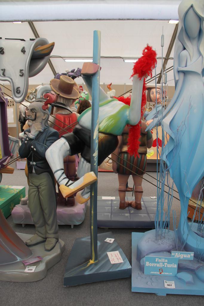 Totfalles: Plaça de Jesús