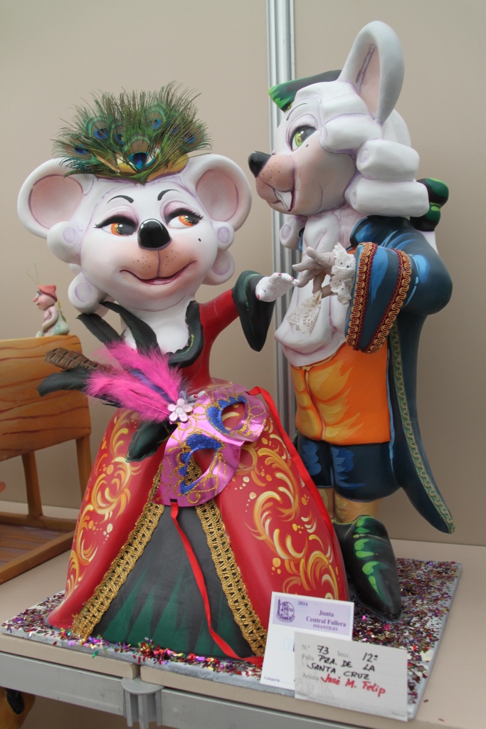 Totfalles: Plaça de la Santa Creu
