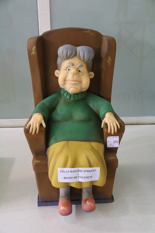 Totfalles: Av. Regne de València-Maestro Serrano