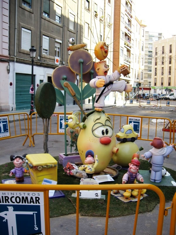 Totfalles: Luís Oliag-Mariola-Granada