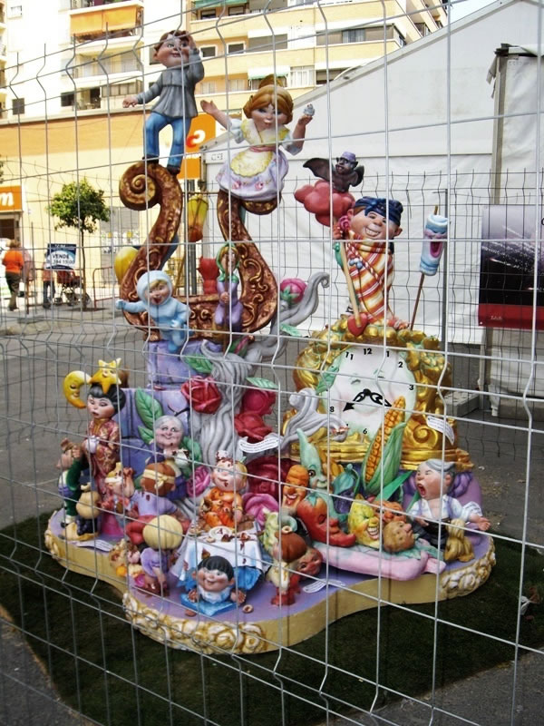 Totfalles: Av. Ausiàs March-Na Robella
