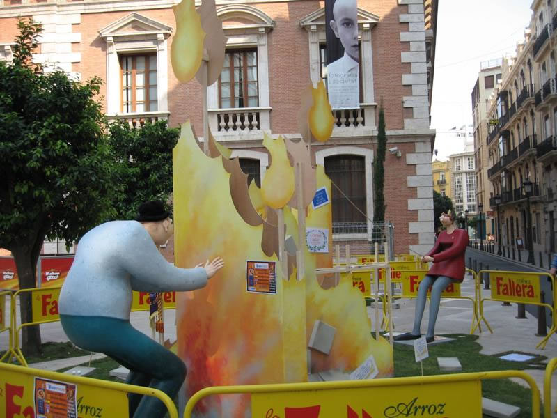 Totfalles: Plaza del Patriarca-Universitat Vella