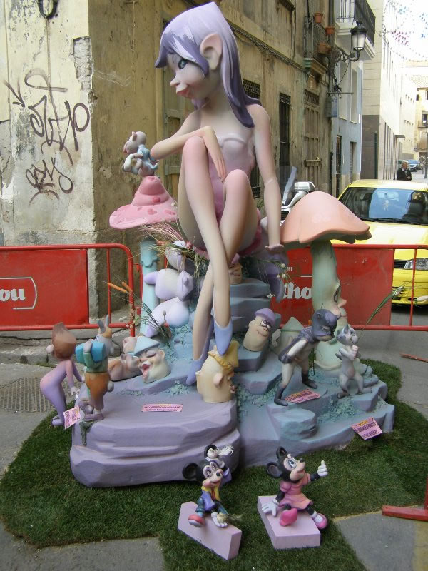 Totfalles: En Sendra-Plaza de Coll
