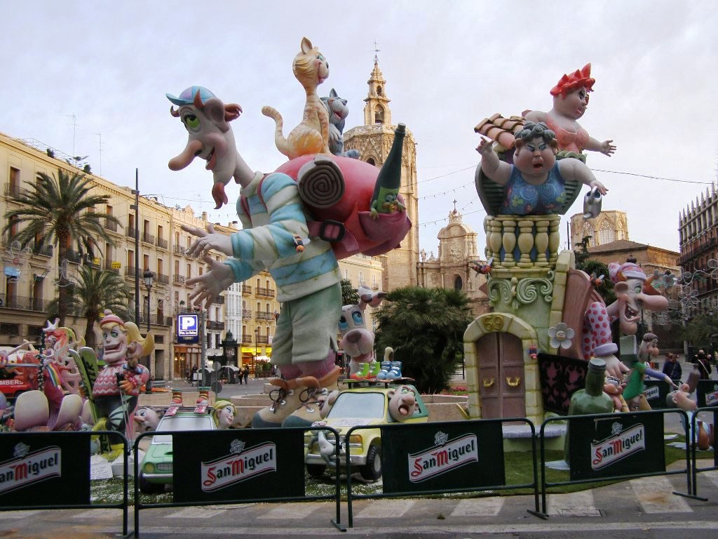 Totfalles: Plaza de la Reina-Paz-San Vicente