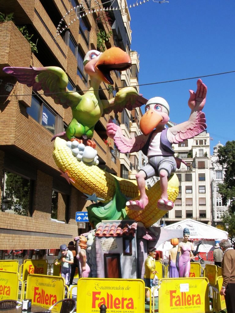 Totfalles: Pl. Alfonso el Magnánimo-Nave-Bonaire