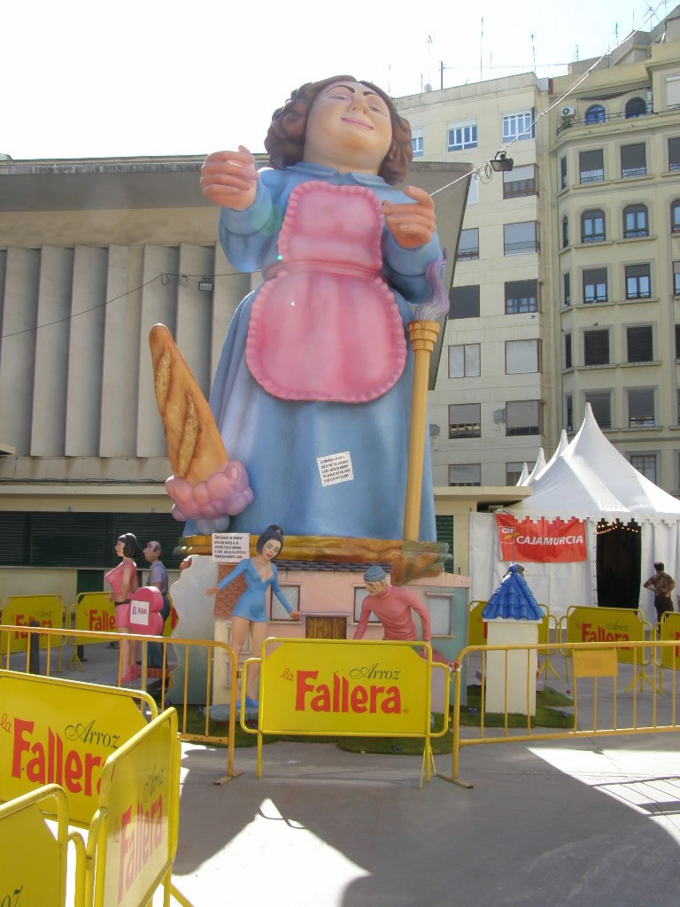 Totfalles: Plaza Mercado de Ruzafa