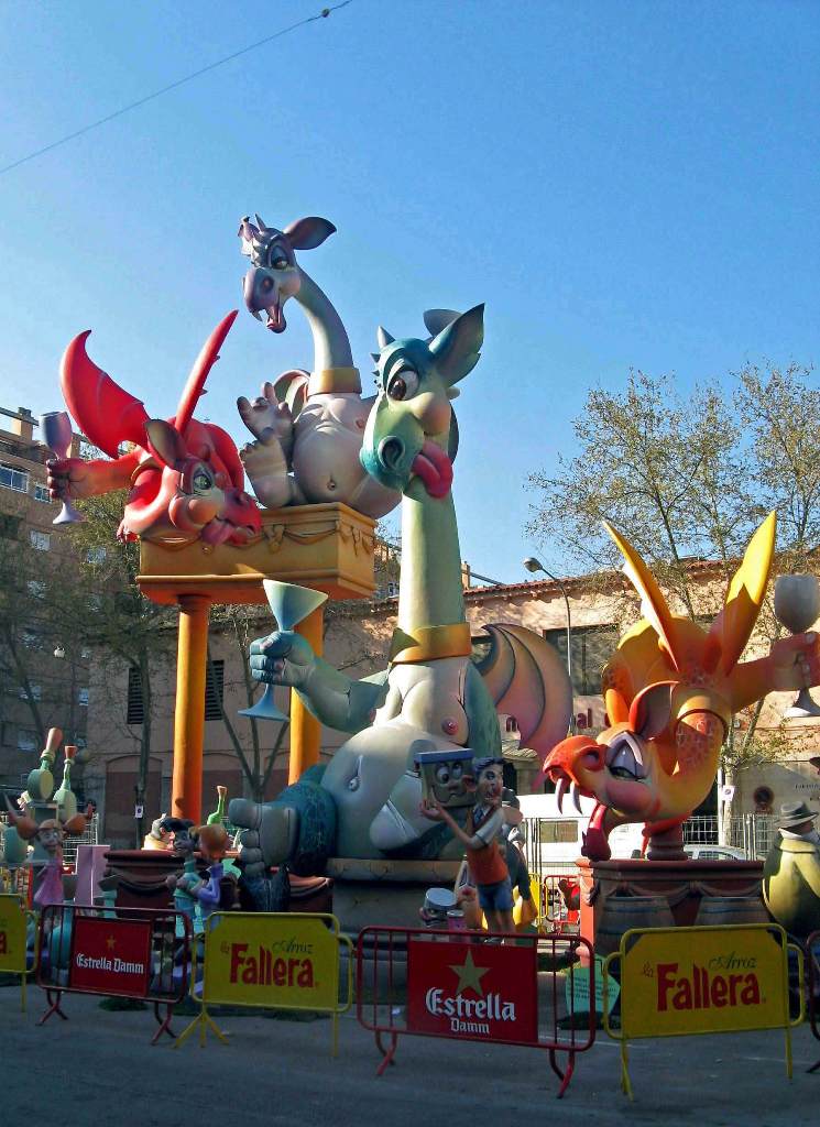 Totfalles: Justo Vilar-Plaza Mercado del Cabanyal
