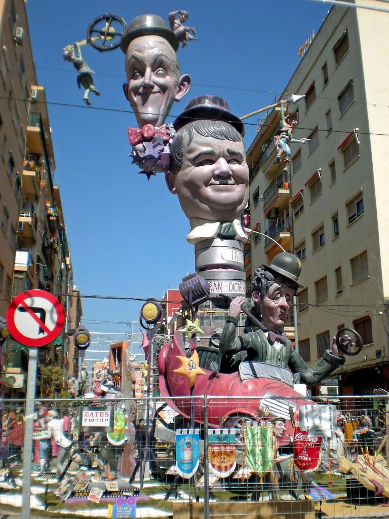 Totfalles: Gayano Lluch-Doctor Marco Merenciano