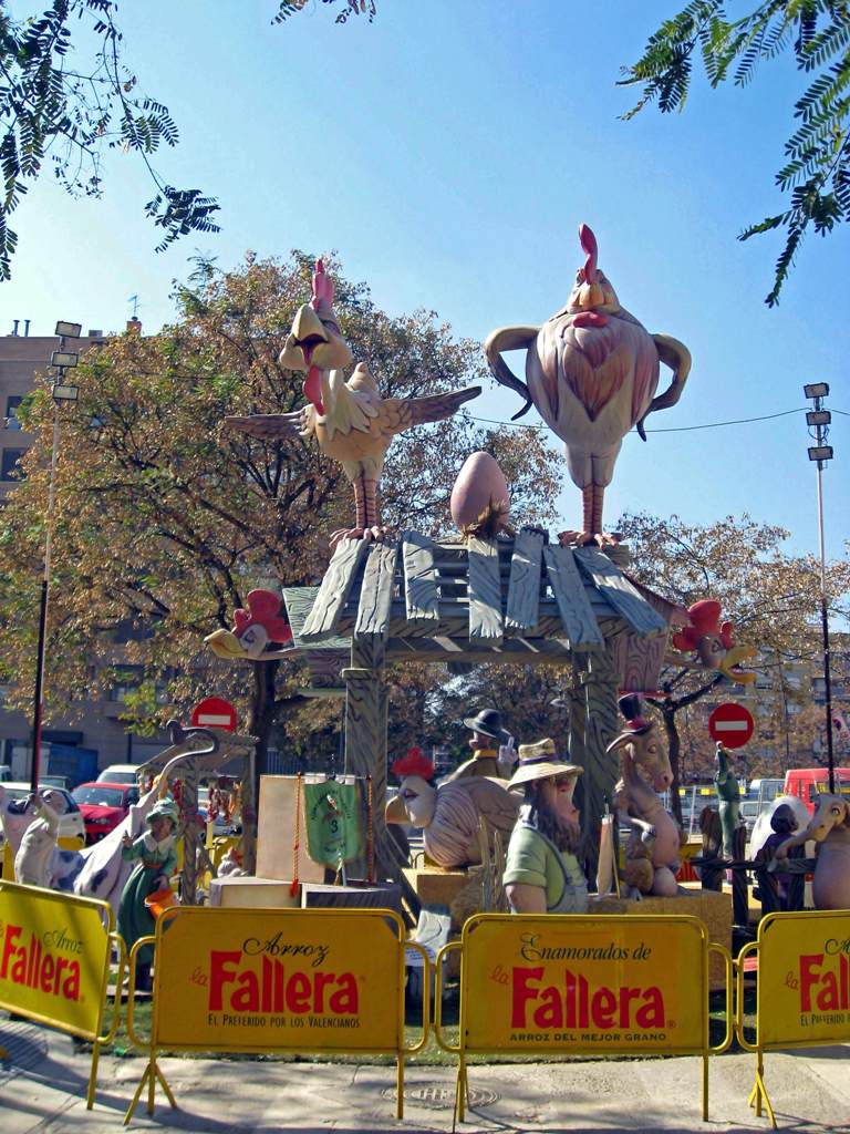 Totfalles: Pl. Sainetero Arniches-Arquitecto Ribes