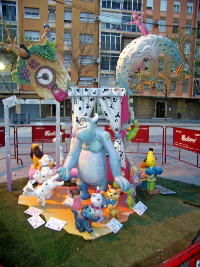 Totfalles: Plaza de Eduardo Marquina 