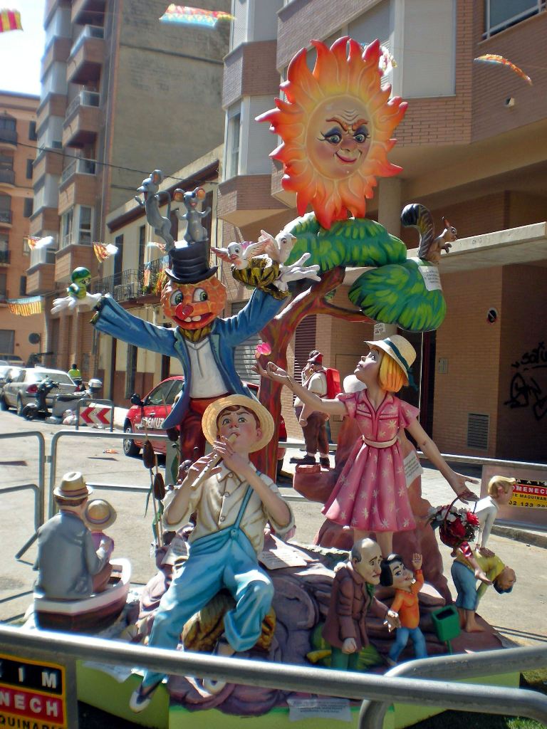 Totfalles: Llorers-Arquitecto Lucini