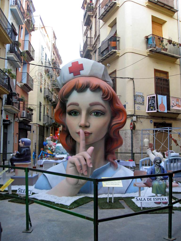 Totfalles: Corretgería-Bany dels Pavesos