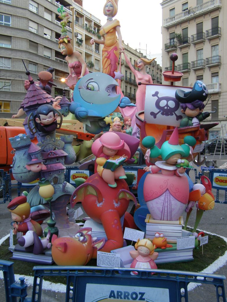 Totfalles: Plaza del Pintor Segrelles