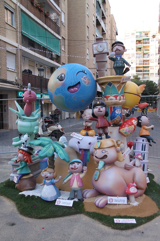 Totfalles: Leones-Poeta Mas y Ros