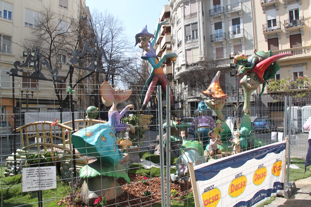 Totfalles: Joaquín Costa-Burriana