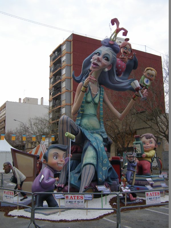 Totfalles: San Vicente-Pianista Amparo Iturbi