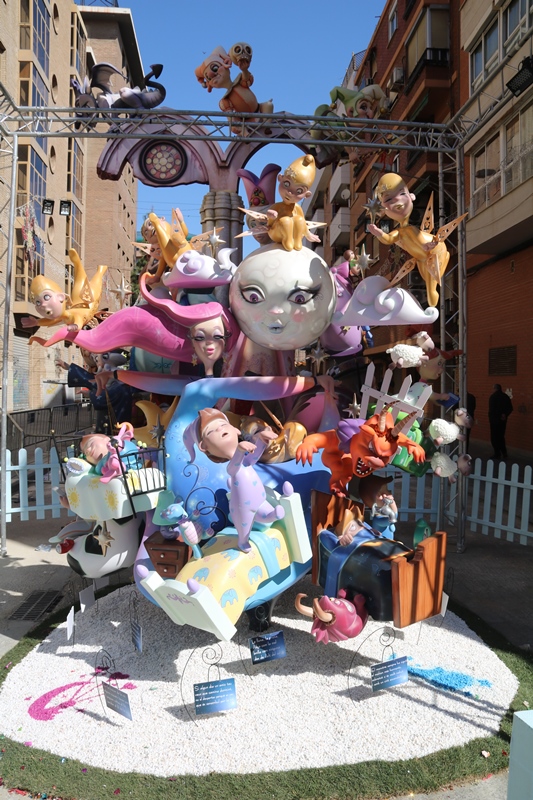 Totfalles: Arquitecto Alfaro-Francisco Cubells