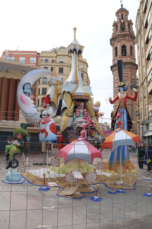 Totfalles: Plaza Mercado de Ruzafa