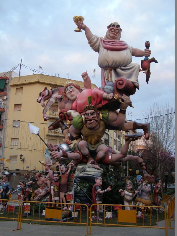 Totfalles: Arzobispo Olaechea-San Marcelino