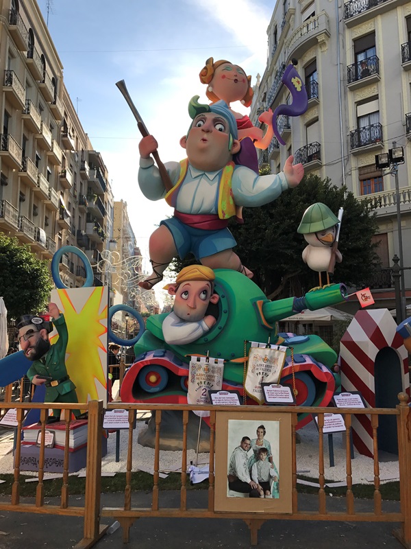 Totfalles: Cádiz-Literato Azorín